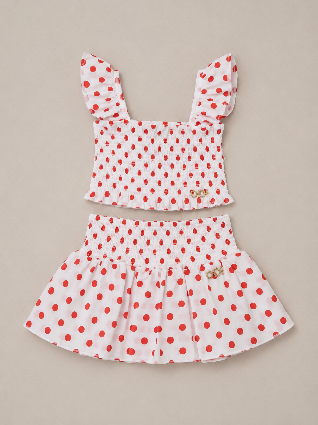 Coordinato a pois odi et amo